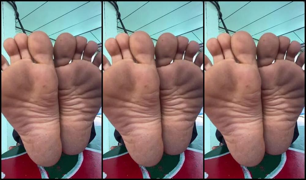 Goddessnutty2 Onlyfans Smelly Dirty Feet Are You Interesting