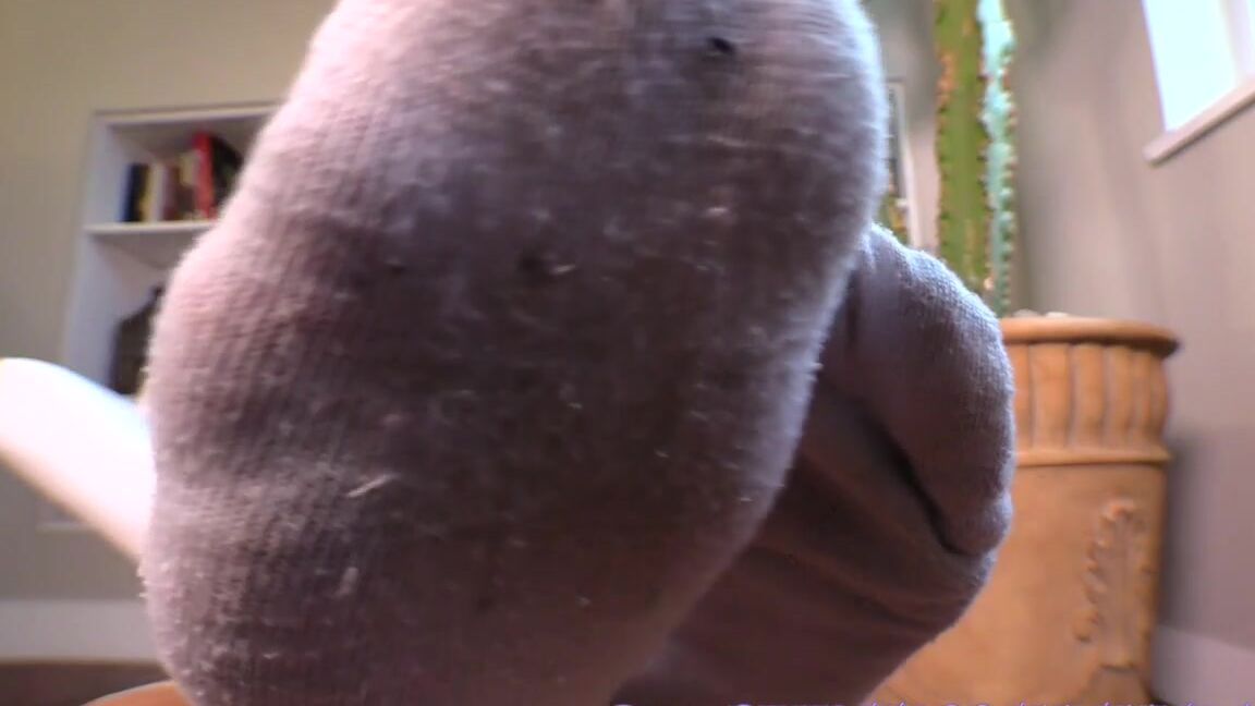 Goddess Jessica 2016-10-05 Sassy Roommate Manipulates You With Feet JOI, Brat, Feet, Findom 13 211450 Clips4Sale