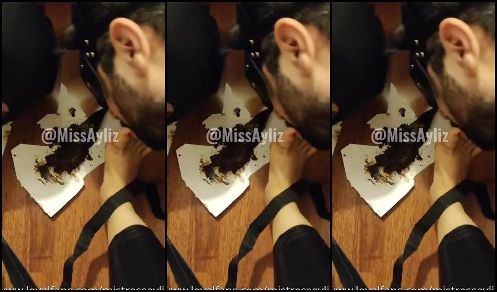 Mistress Ayliz Two Slaves Eat Cake From My Feet And Enjoy My Delicious Loyalfans