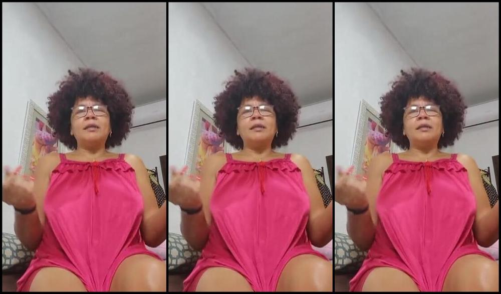 Meryann Aka Solesqueenrd Onlyfans Good Morning Babies Who Wants To Smell My Socks Socks Removed And Meaty Soles