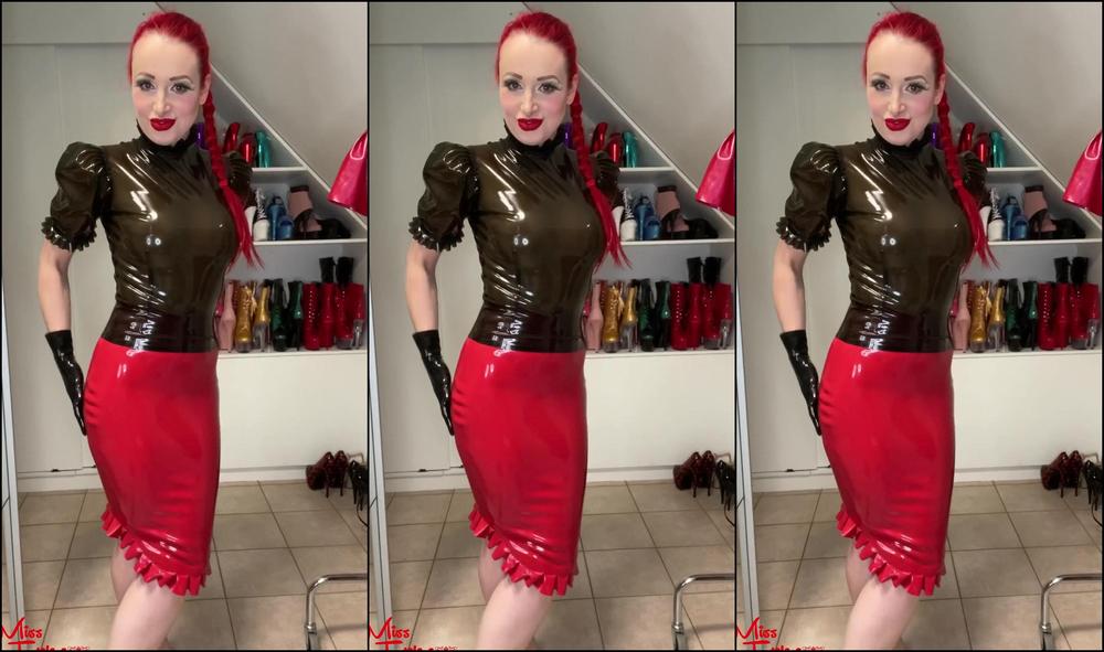 Mfetilicious Trying On My New Red Skirt That I Recently Made During The Lockdown A Proper Look On The