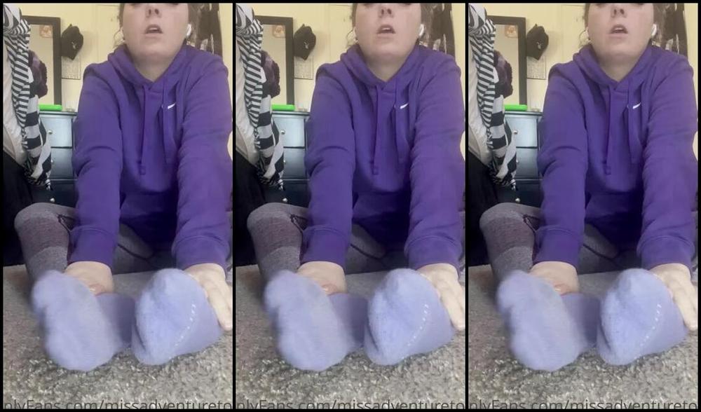 Adventuretoeskat Nicknamed Missadventuretoeskat Onlyfans I Want You To Sniff Every Inch