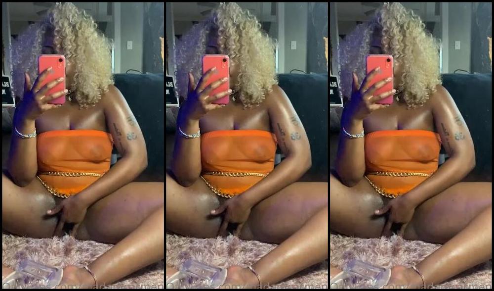 Madamcarmen Nicknamed Madamcarmen2 Femdom 10 10 2020 Onlyfans Video Deashawna Gets A Lil Naughty When Shes Alone 9O5