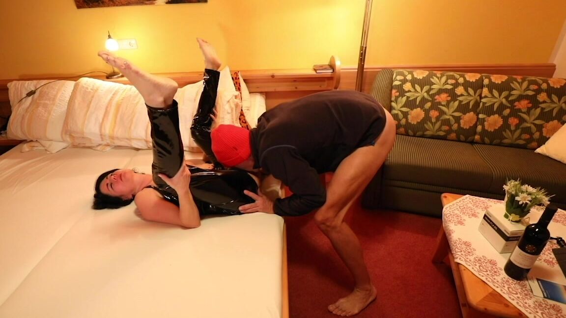 Alexandra Wett Fan Meeting With The Latex Slut