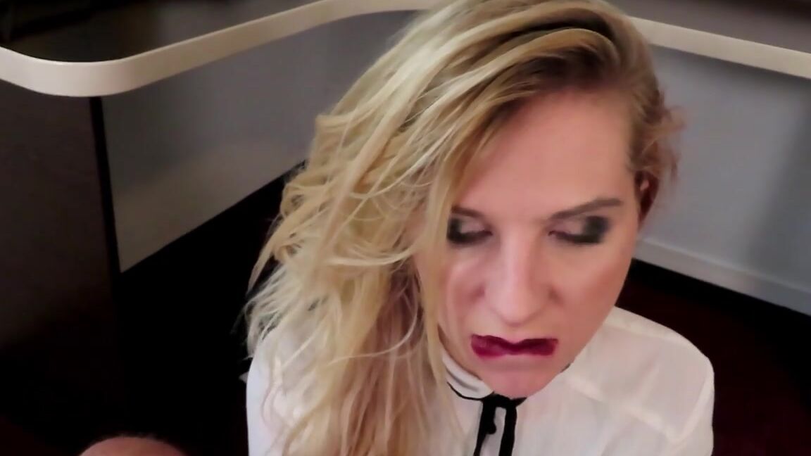 Brazen British Babes Scarlett Gets Jiggy With Her Boss