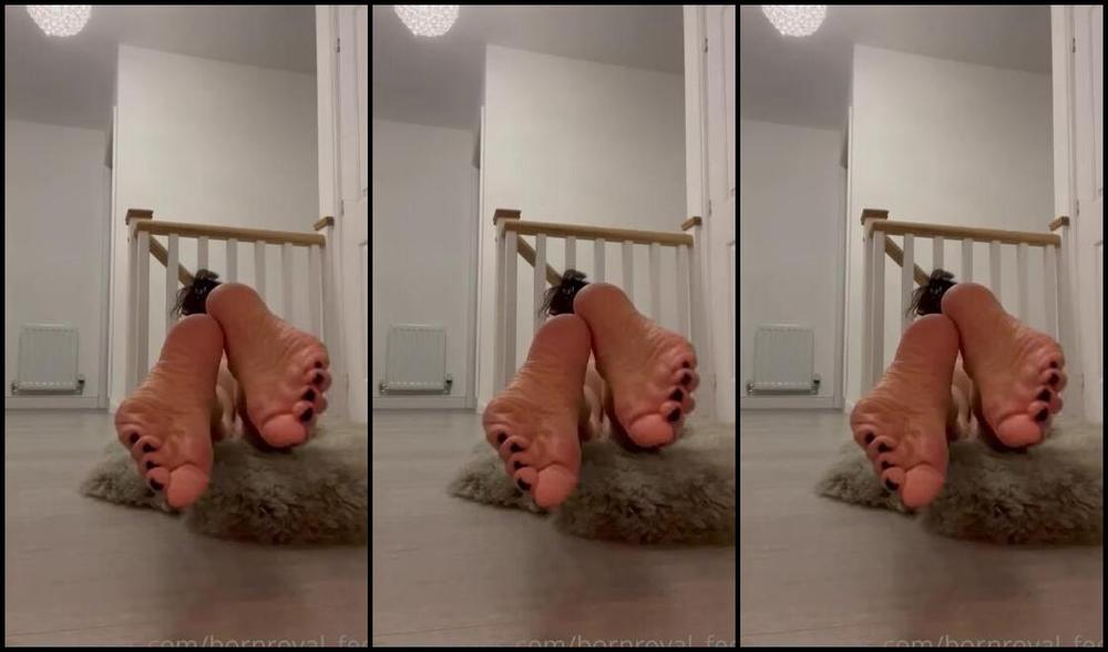 Bornroyal Feet Onlyfans I Want You To Soak My Feet In Cum Every Time They Touch The Floor Do It