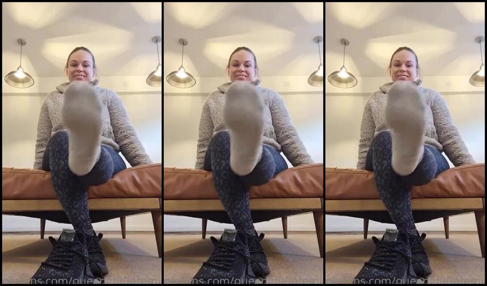 The Foot Queen Of England Aka Queengf90Premium Onlyfans Actual Gym Feet Taste The Best