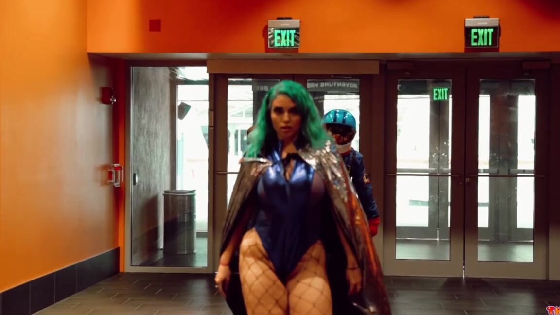 Mandimayxxx Sexy Alien Spaceship Sextape