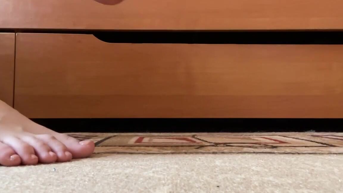 "anngrinch" Feet, Feet Fetish, Lesbian Feet Fetish, White Feet, Toes, Sexy Toes, White Toes, Foot Fetish, Socks, White Socks, Socks Feet, Pedicure, Toe Nails, Sexy Feet, Sexy Feet Toes, Suggest anngrinch Beautiful female feet walk on the floor Pornhu