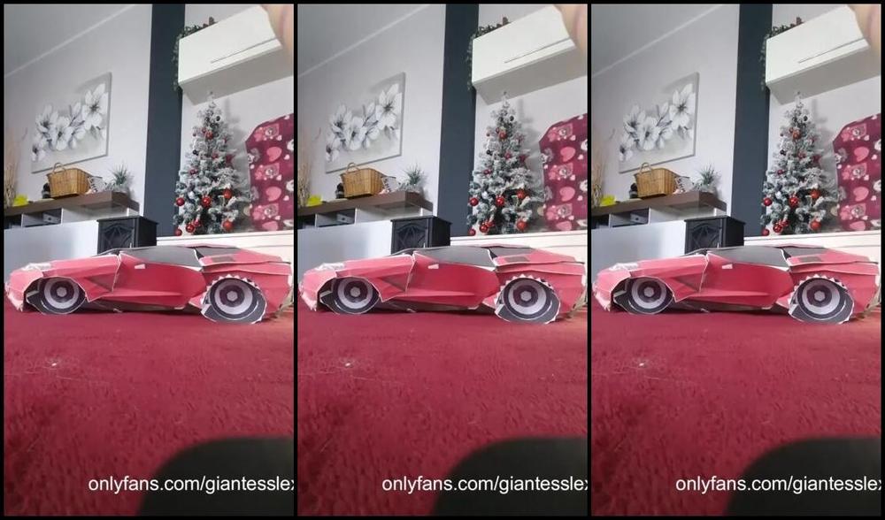 Goddes Lexy Nicknamed Giantesslexy Onlyfans Crushing Your Car