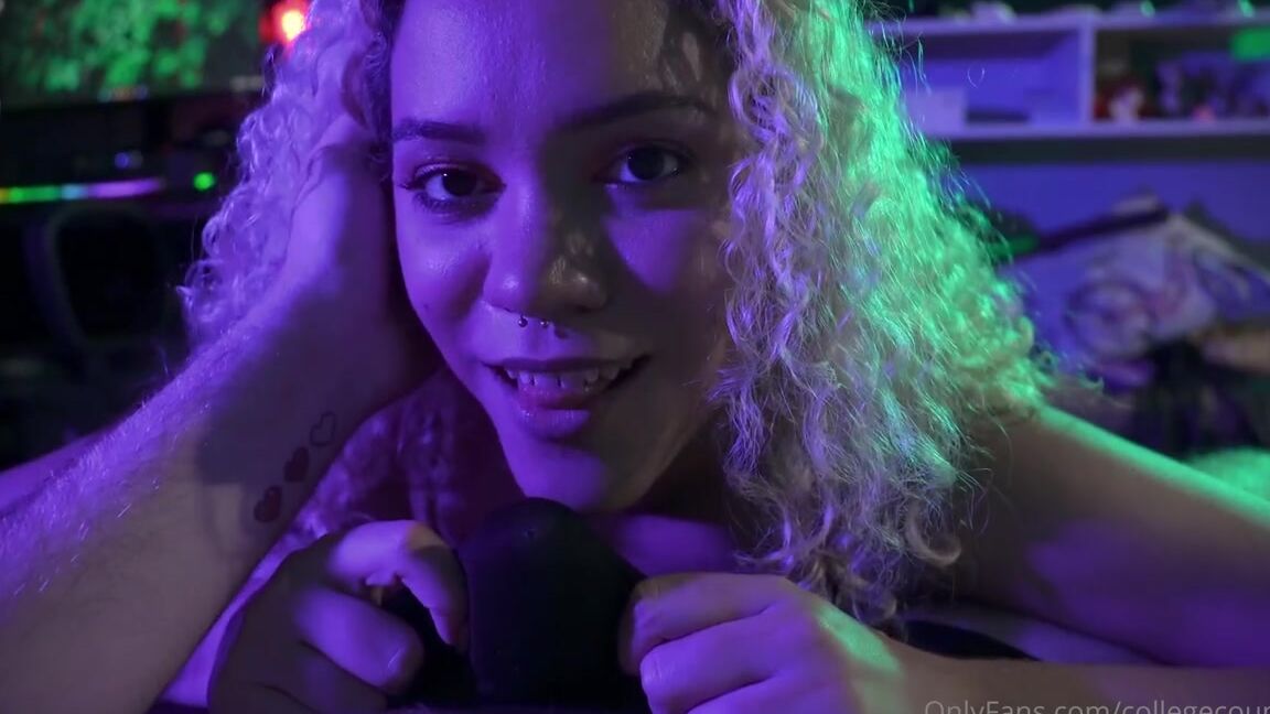 College Couple Nicknamed Collegecoupleph 09 16 2023 Onlyfans Video 178 We Went To A Party Yesterday And We Got Home Late But I Had To