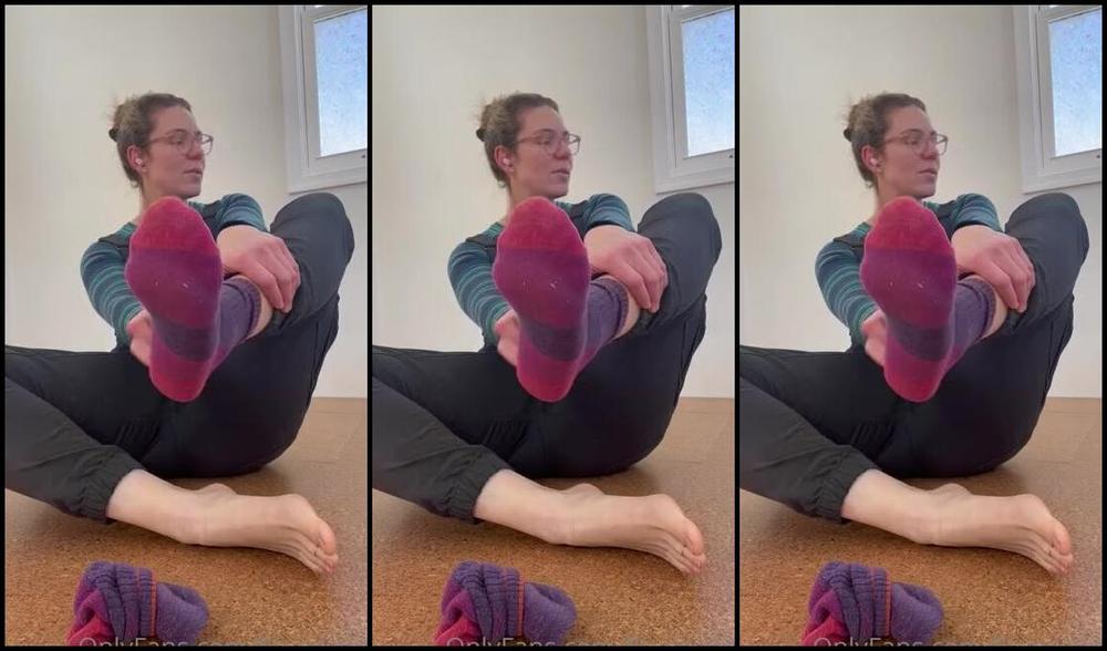 Nina Aka Fityoginina Onlyfans Studio Update Swipe For A Pic 1 9O3