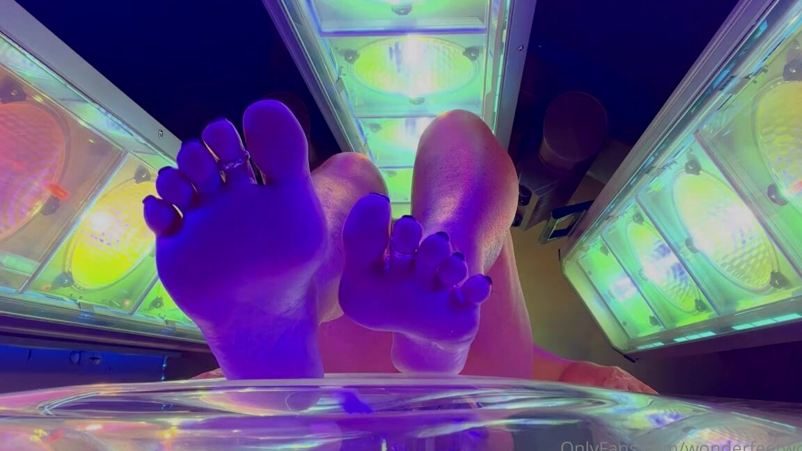 Wonderaeetwoman Nicknamed Wonderfeetwoman Onlyfans Tan Time I Got To Get Ready For My Shoot Next Wednesday And Of Course I Ll Be Doing Some Solo Stu