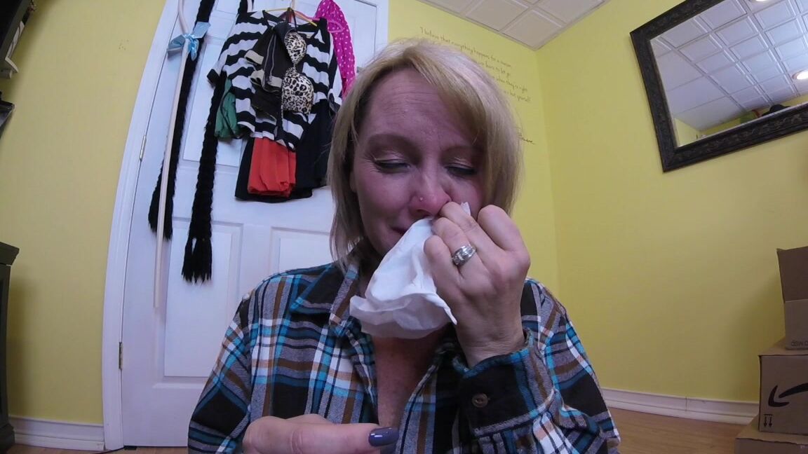 BuddahsPlayground - Sneeze And Blow ManyVids