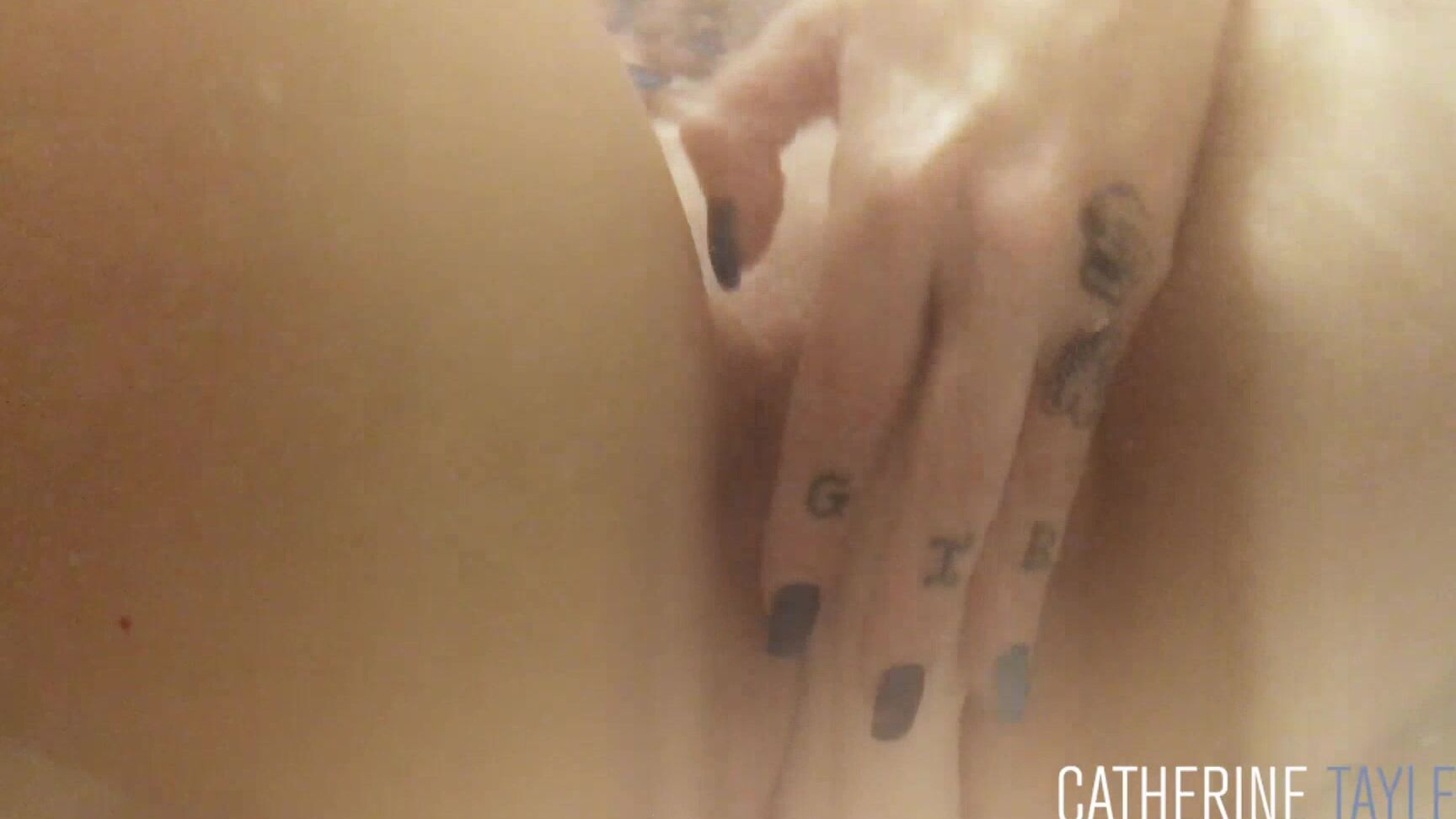 Underwater Fetish, Dildo Fucking, Finger Fucking, Anal Play, Bathtub Fetish catherine tayler playing in the bath ManyVids