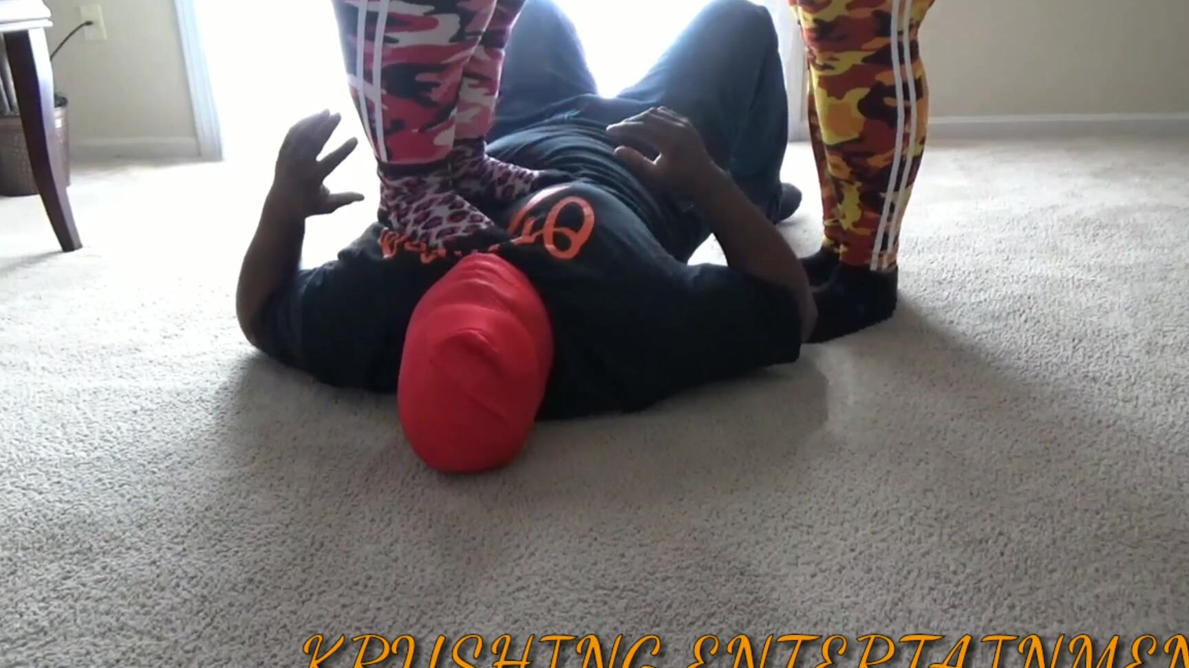 facesitting, buttdrop, squashing, bbw, trampling Krushing Entertainment - Krushing Lessons by Queen Krusha SiteRip