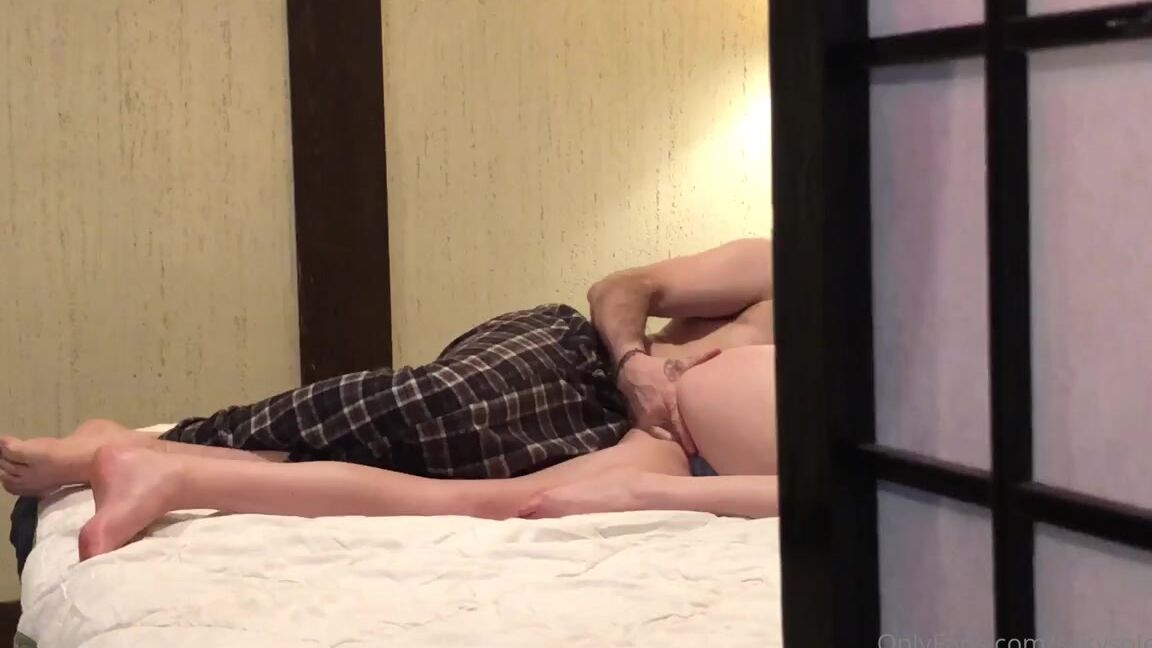 Silkysolesyyc Onlyfans Heres The Other Half Of The Video This One Is Pretty Much Straight Cuckold With A Nice Spying Scen