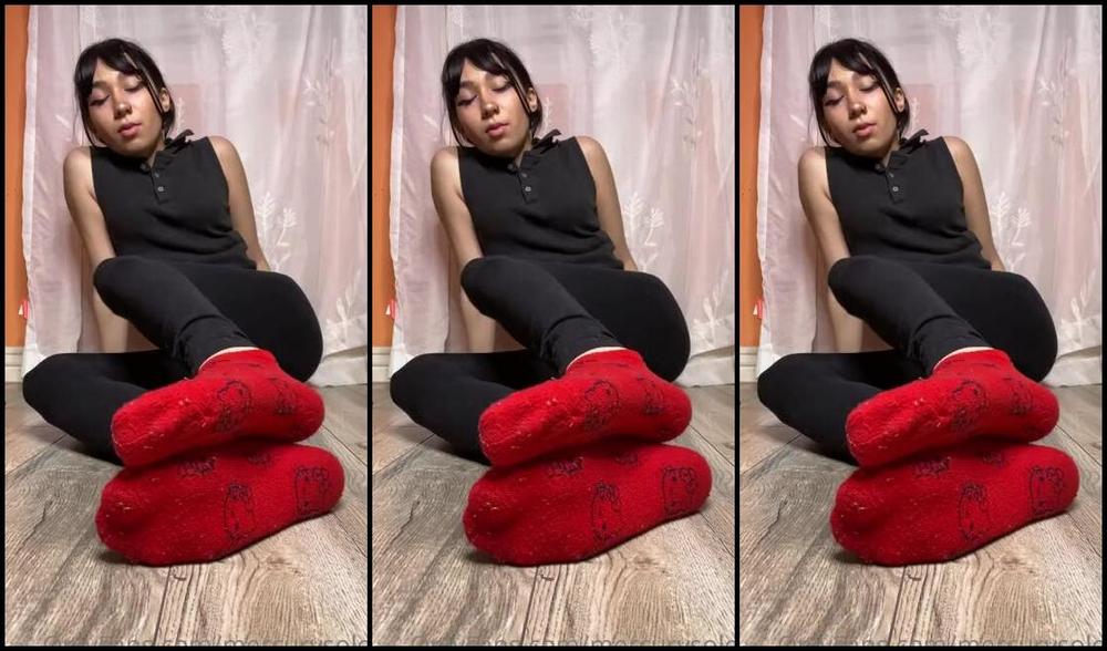 Mercurysoles Onlyfans Licking My Feet Clean Is Your Punishment For Being Such A Naughty Boy Get On Your Knees And Start 3