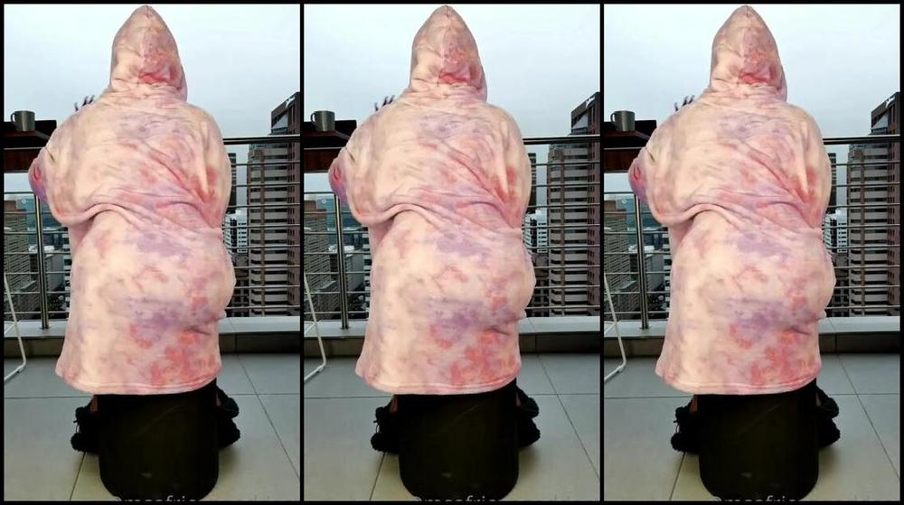 African Goddess Nicknamed Msafricangoddesss Findom 02 07 2023 Onlyfans Video Can I Drink Coffee And Sit On Your Cock