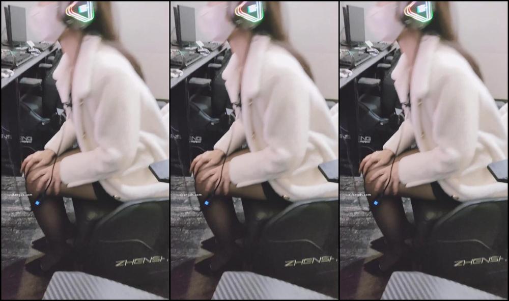 Asian Domestic Zone Self Filmed 05401