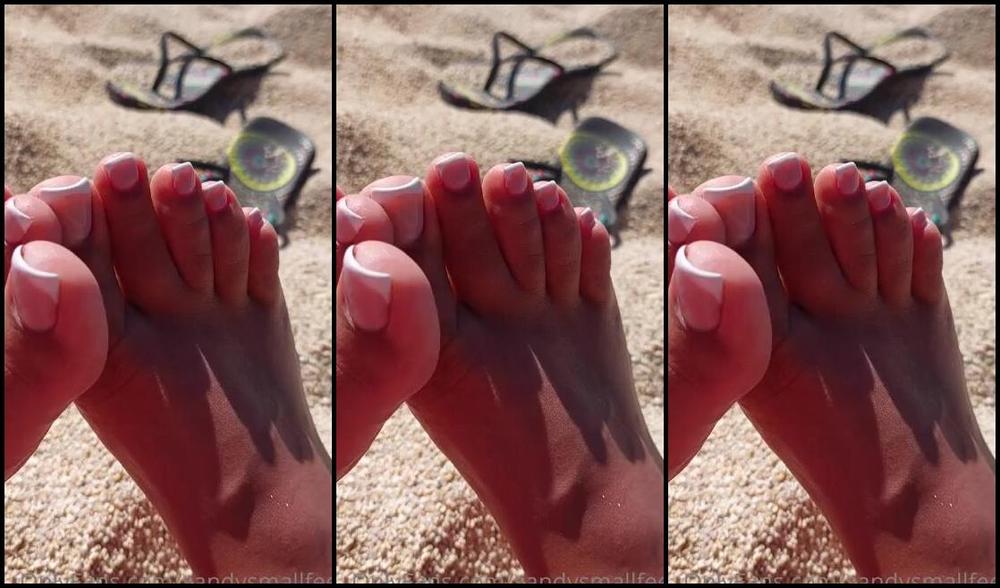 Mica Sandy Nicknamed Sandysmallfeet Onlyfans Beach Is Life