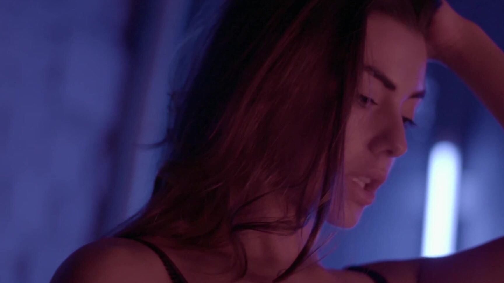 Oral, Solo, Feature Carlas Dreams - Sub Pielea Mea SiteRip