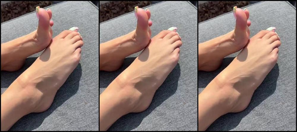 Greek Goddess Li Aka Greekli77 Onlyfans Toes Arches And Soles Does It Get Better Than This