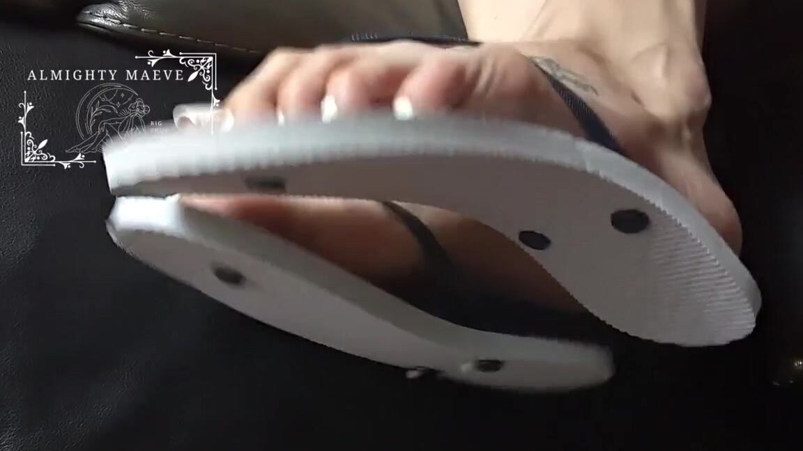 Almighty Maeve Nicknamed Almightymaeve 06 22 2024 Onlyfans Video Flip Flop Slapping One Minute Of Slapping My Soles And Showing Off My Huge Feet