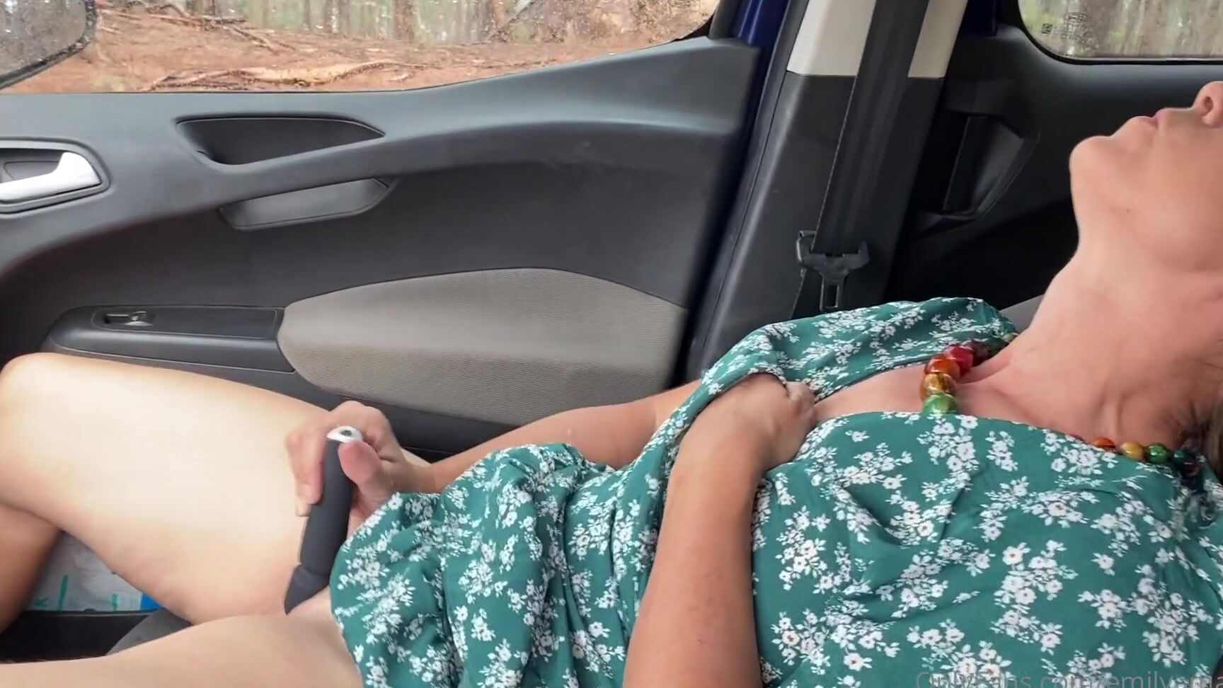 Emilyamateur This Is The Full Video From My Monday Morning In The Car Mastubating And Then Giving Him