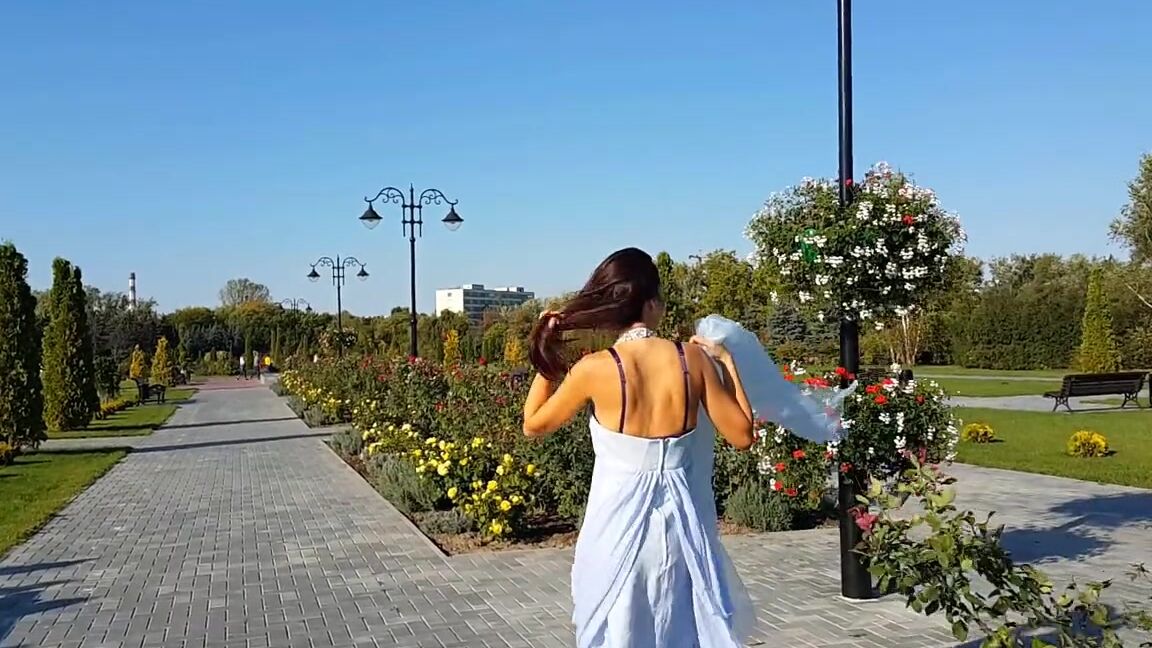 dream4angel rapunzel upskirt no panties in public park part 2 Pornhub