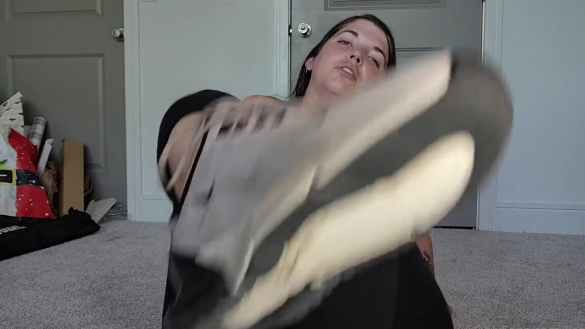 Lisaasmr Onlyfans Clean My Shoes And Get Trampled Custom