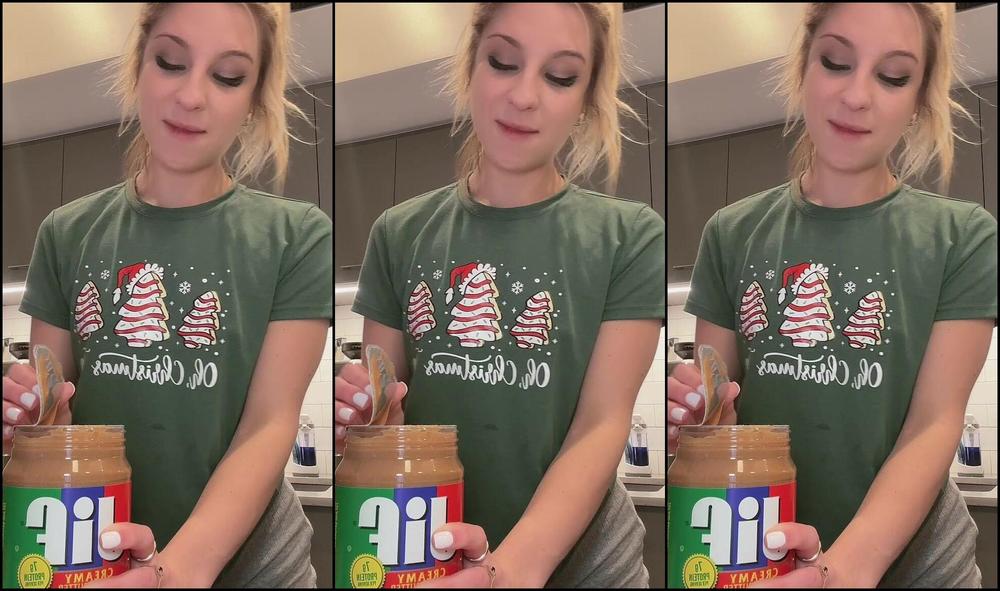 Cheerleaderkait 3135782493 12 24 2023 Would You Join Me In The Kitchen