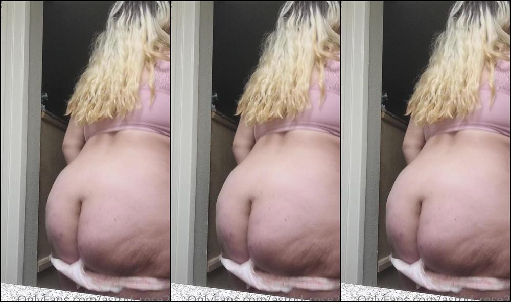 Astrid Rose Anyone In The Mood For A Strip Tease