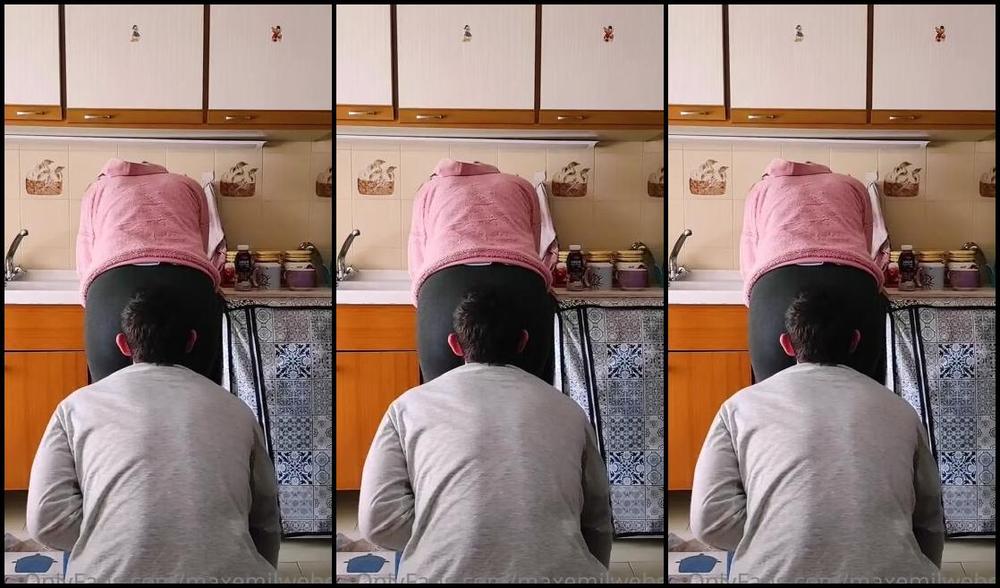 Emily Maxemilweber Nicknamed Maxemilweber 11 25 2022 Onlyfans Video Listen To What A Magnificent Sound And What Power Poor Man Every Morning He Has