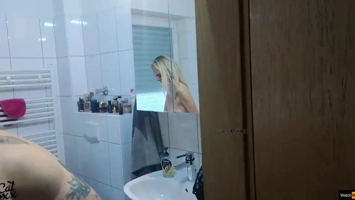 Cat Coxx 19.02.14  NS Dusche von Dirty Tina MyDirtyHobby