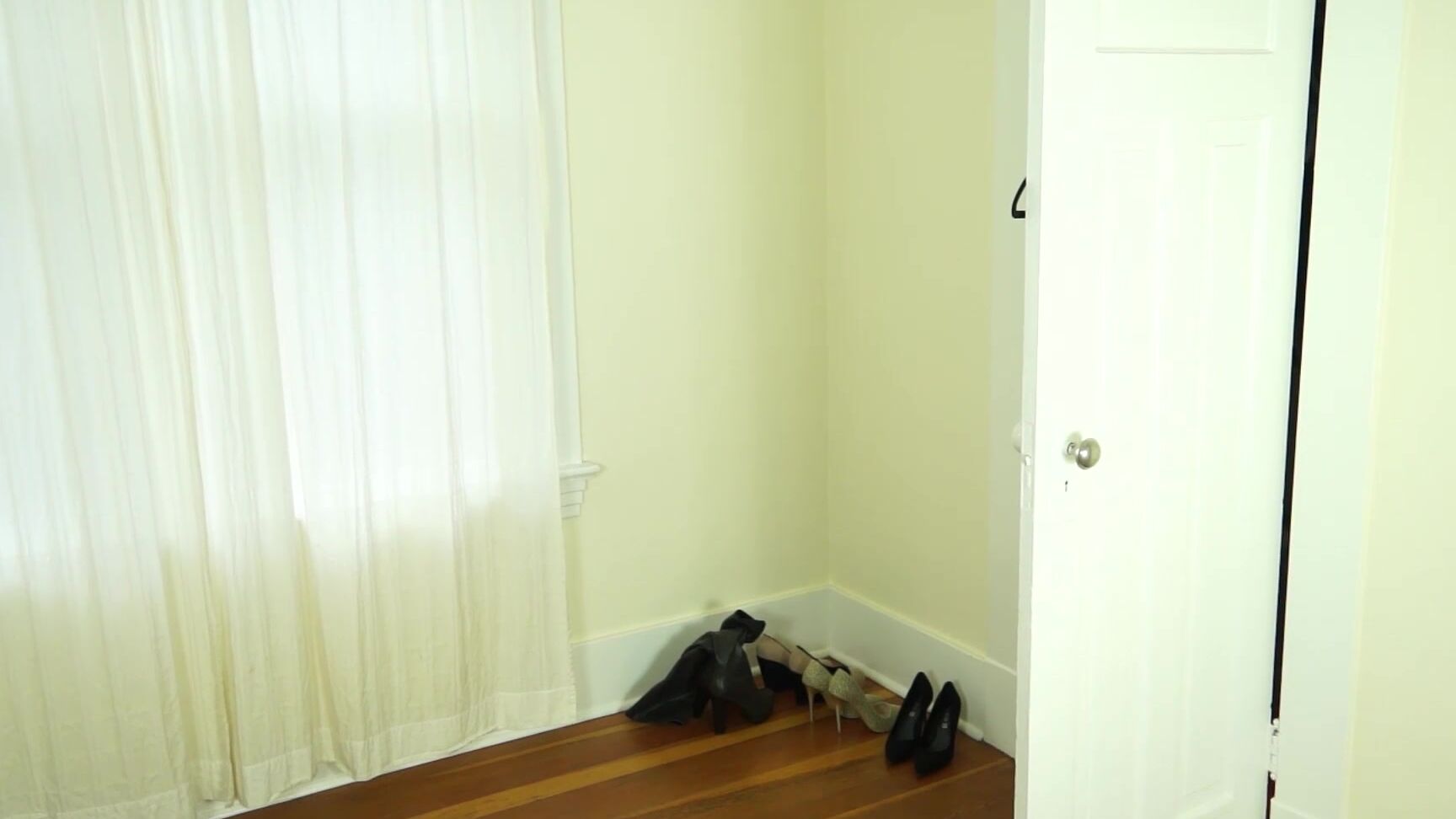 Alyssa Reece Being A Woman Is Harder Than I Thought