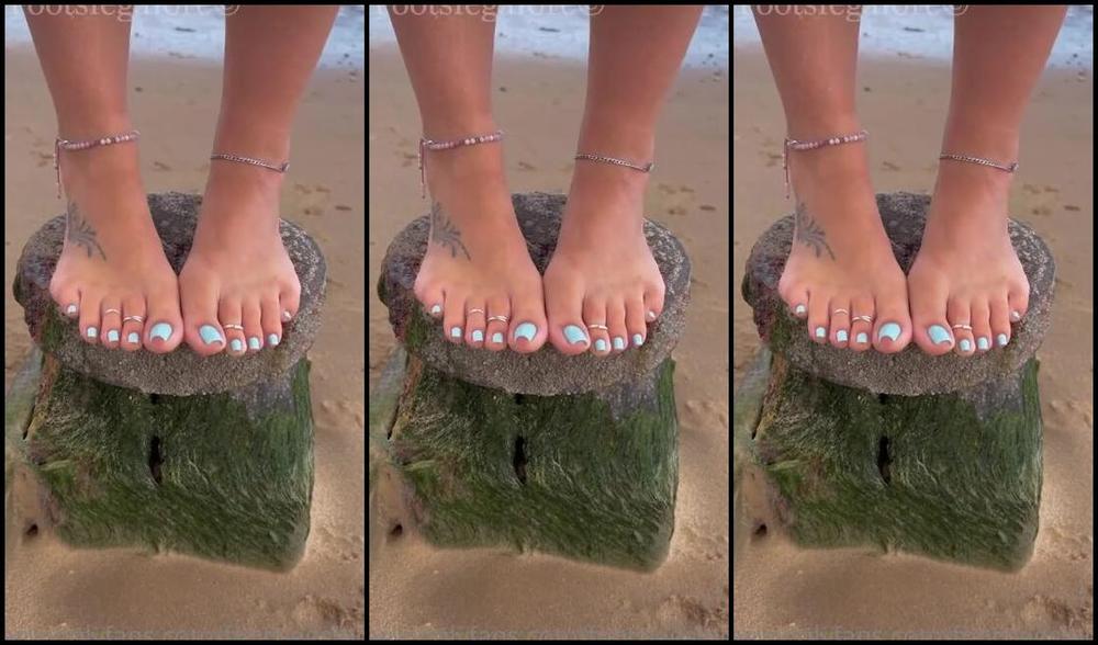 Footsiegalore Onlyfans Beach Day You All Know Just How Much I Love The Sand Between My Toes I Put Blue On My Toes As