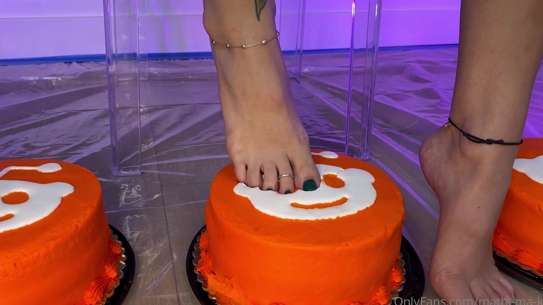 Mathema Kitten Triple Cake Smash For My Third Reddit Cake Day Reddit Is Where This All Started For