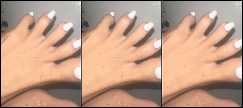 Greek Goddess Li Aka Greekli77 Onlyfans Side Of Spit For My Beta Bitches To Clean