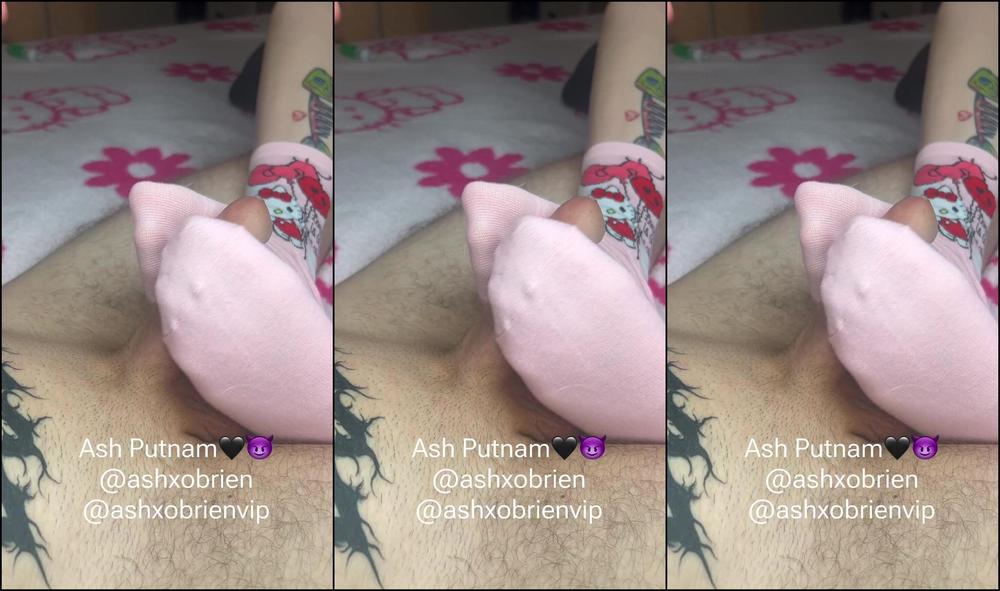 Ashxobrienvip 3296142449 04 28 2024 Foot Job With Cute Hello Kitty Socks