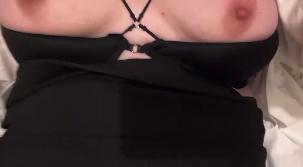 "Luciaitalian" Gros Seins, Brunette Big Tits, Secretaire, Suggest Luciaitalian Je joue avec mes t tons Pornhub