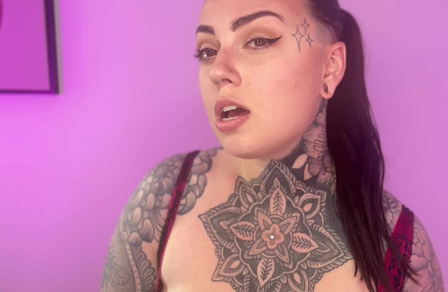 "MissValentina" chastity, chastitydevices, femdom, femdompov, keyholdingandchastity Snowbunny Girlfriend manyvids