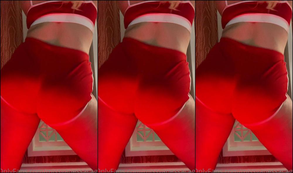 Vanessa Cage Exzdvdjz