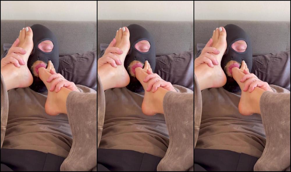 Super Soles 3565588260 11 15 2024 Hang10Toess Let Me Worship Her Feet For 5 Minuted Before We Did A Sideways Footjob That