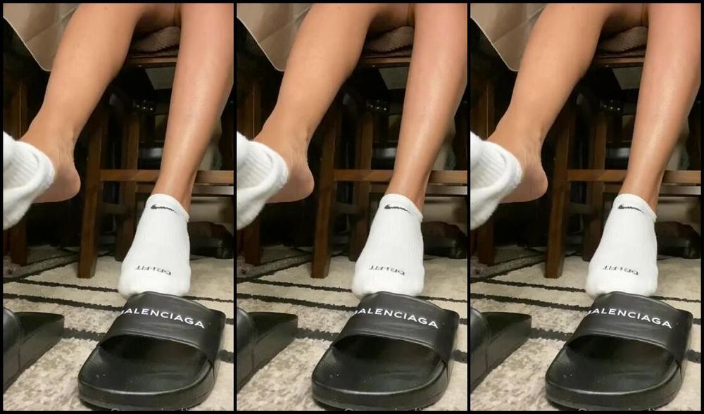 Queenjodiieetoes Aka Prettyfeetonly1800 Onlyfans What Are You Excited About The Smell Or Taste