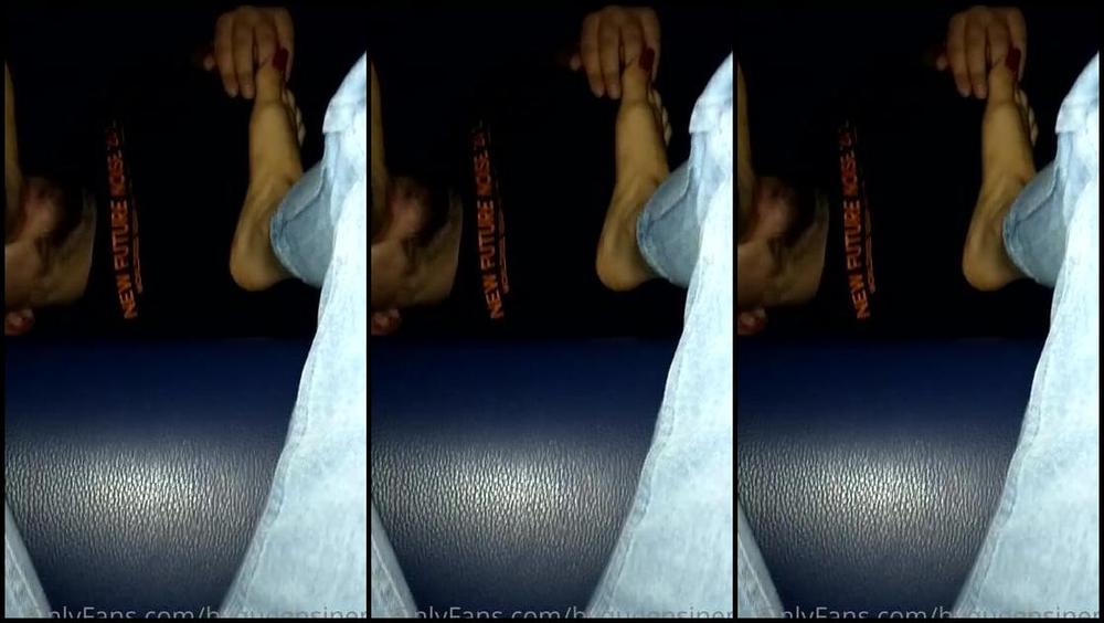 Queen Sinem Aka Byqueensinem Onlyfans Sinemada Foot Worship Soumisssp