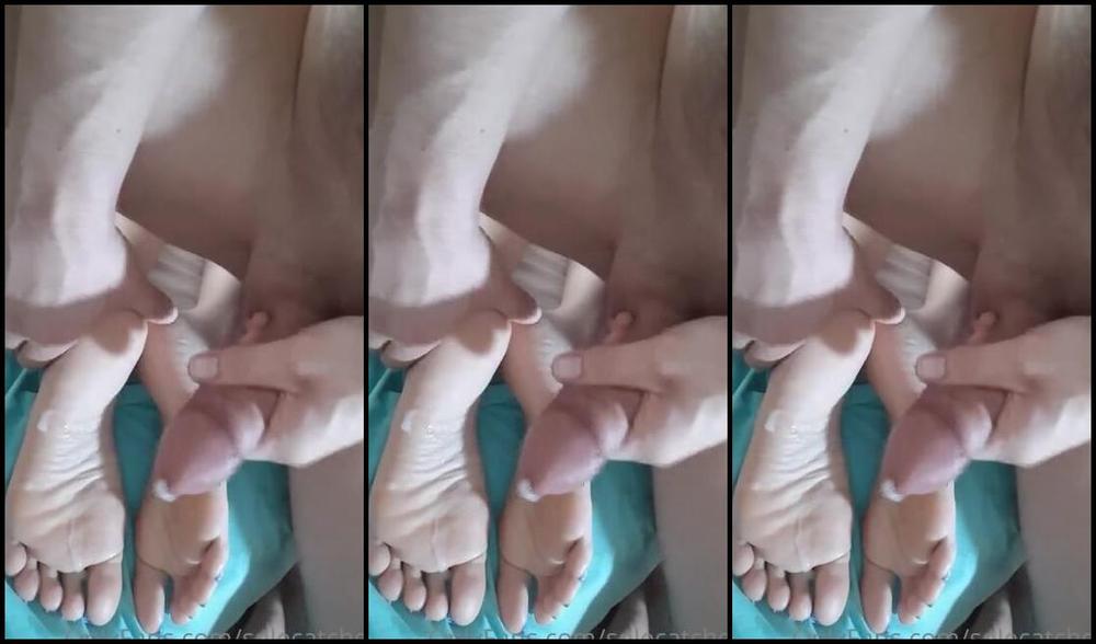 Greatbritishfeet Aka Solecatcher Onlyfans After Worshipping Her Naked Bum Her Soft Wrinkled Soles Got Caked In Spunk