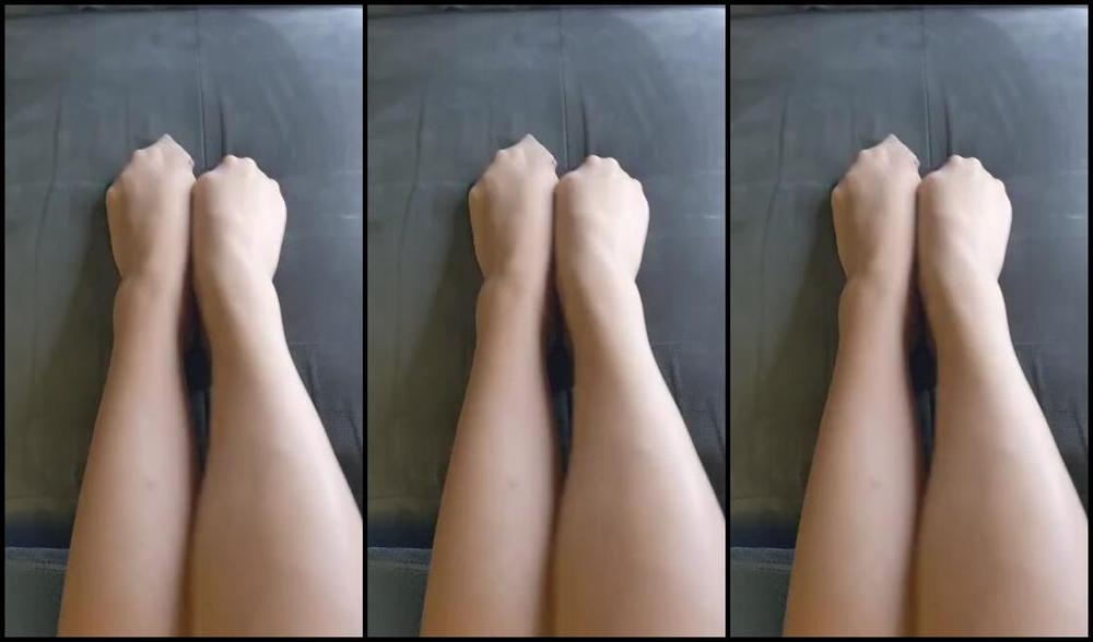 Premiumbrandy Onlyfans Nylons Play On The Couch Showing Off My Feet In These Nylons I Dont Remove Them At All I Just Give