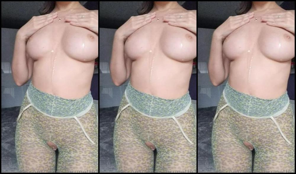 Atomicbrunette18 970