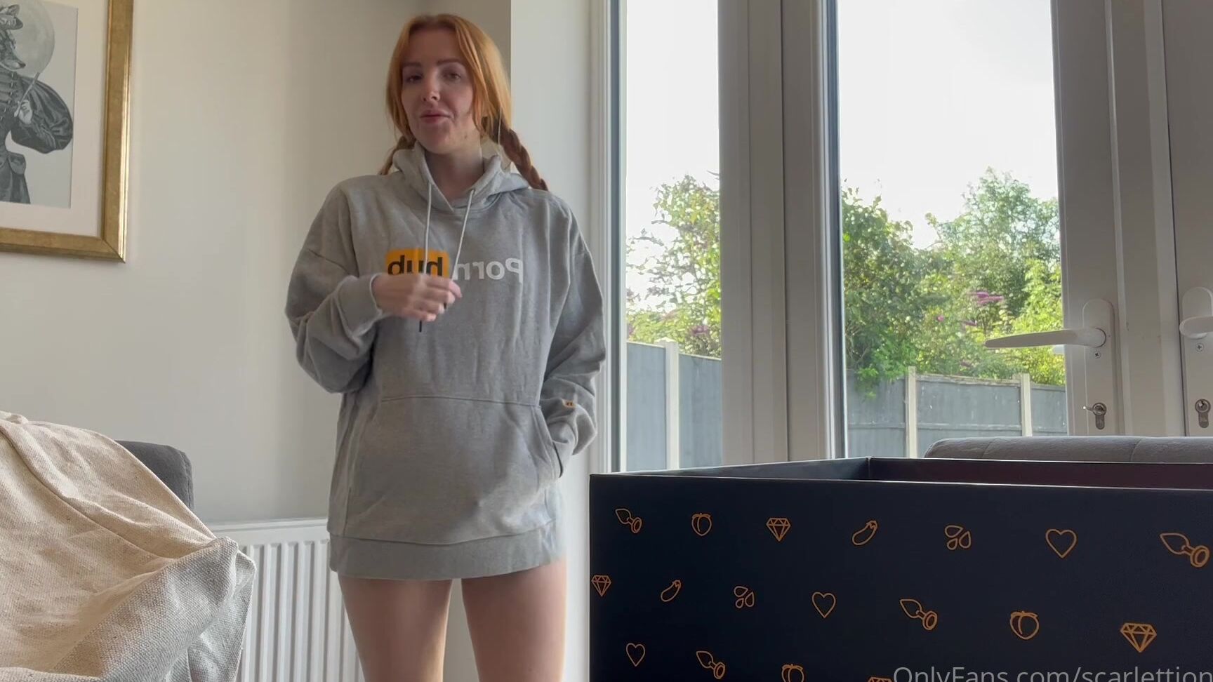 Scarlettjonesuk Pornhub Unboxing Video Enjoy